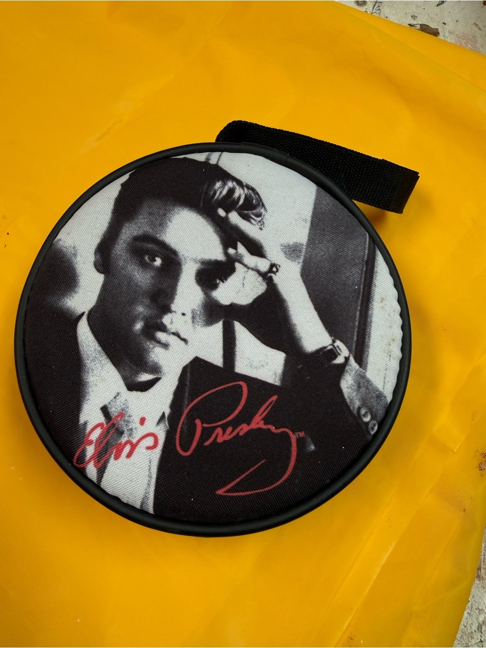 Elvis Presley CD case